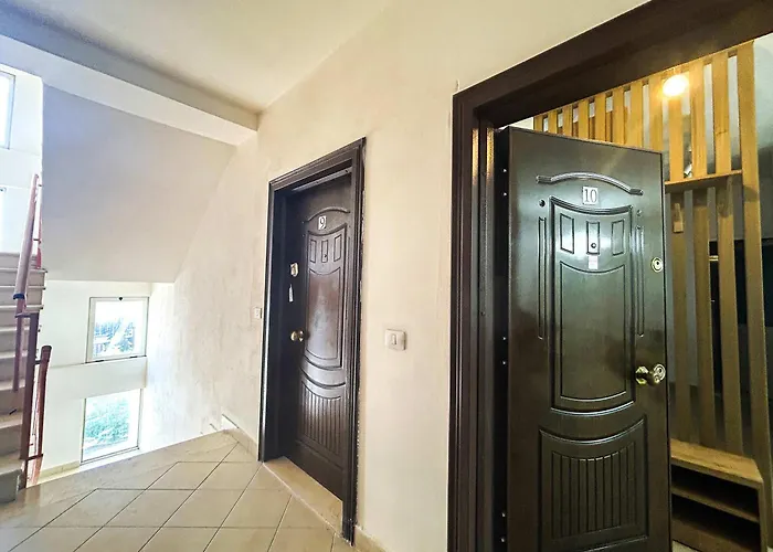 Coral Breeze Haven H25 Golem (Tirana)