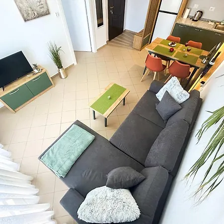 Apartment Coral Breeze Haven H25